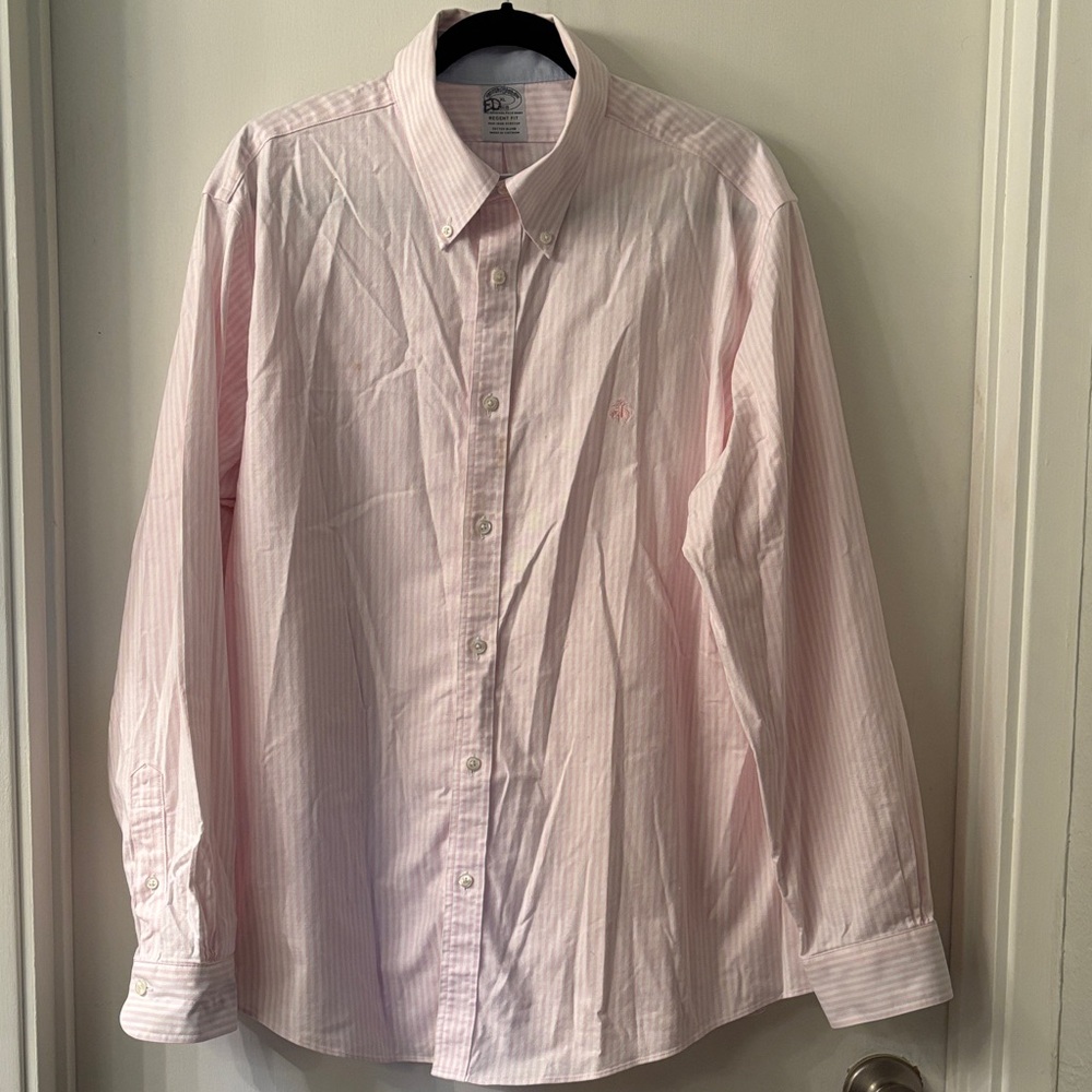 Brooks Brothers Men’s Regent Fit Light Pink Button Down Shirt